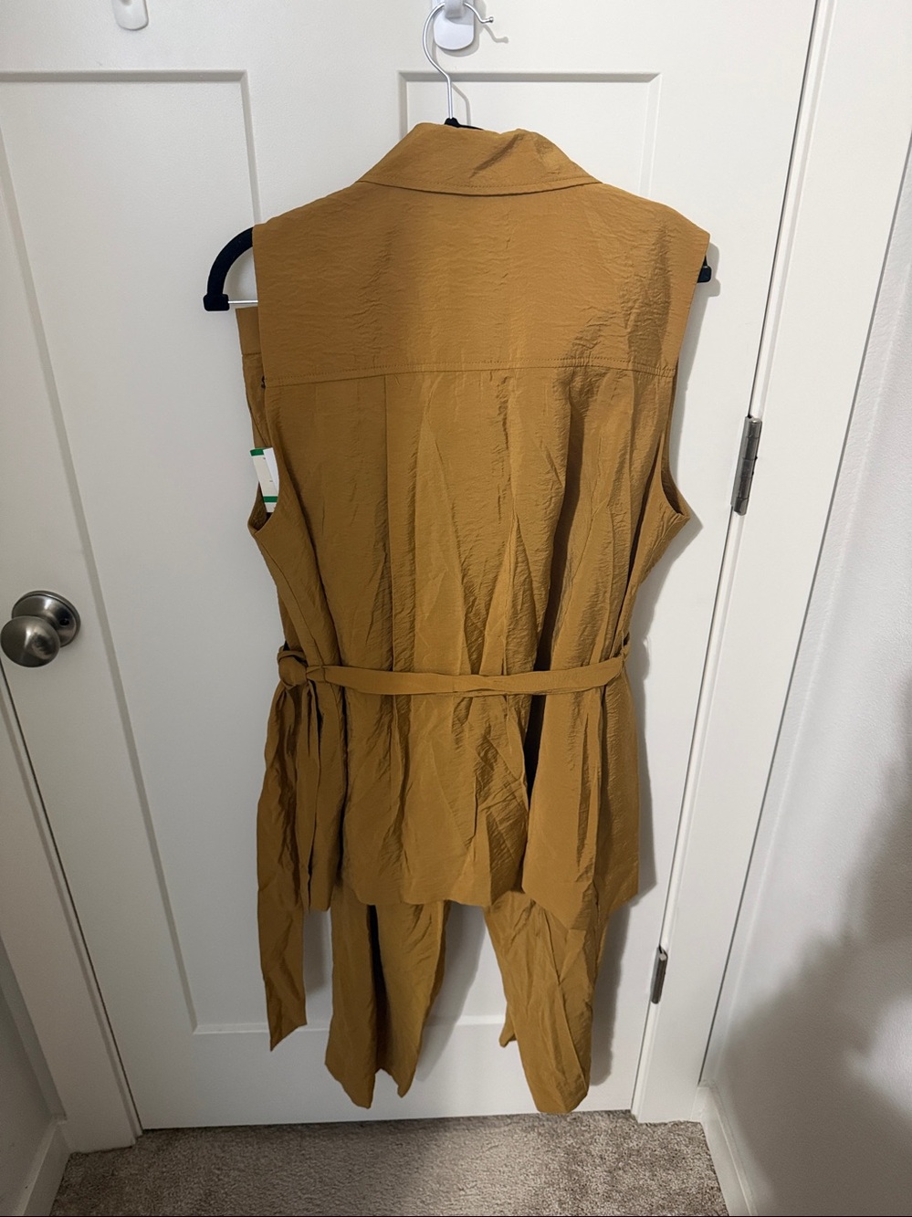 NWT Anne Klein Sleeveless belted vest top and relaxed pants - Picture 2 of 6